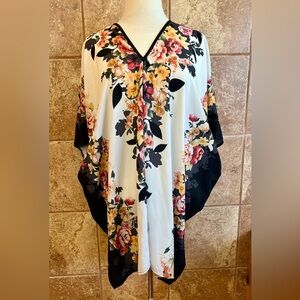 ODDY Black and White Asymmetrical Tunic